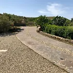Lory גונזה